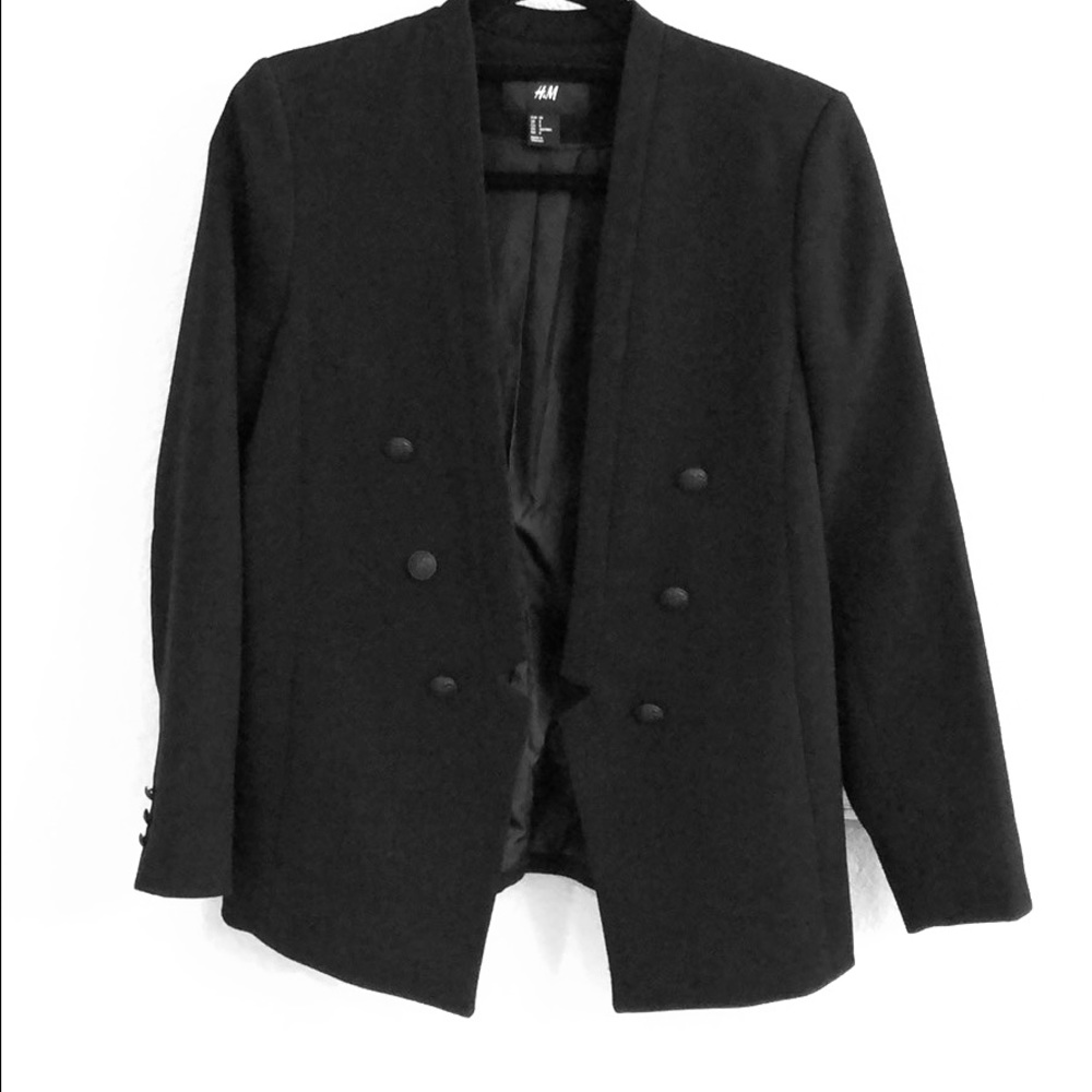 H&M tuxedo-style blazer